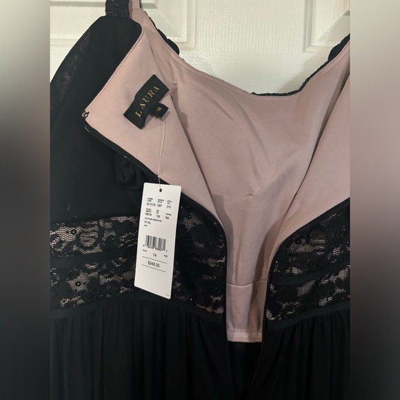 Black long dress - Picture 5 of 5